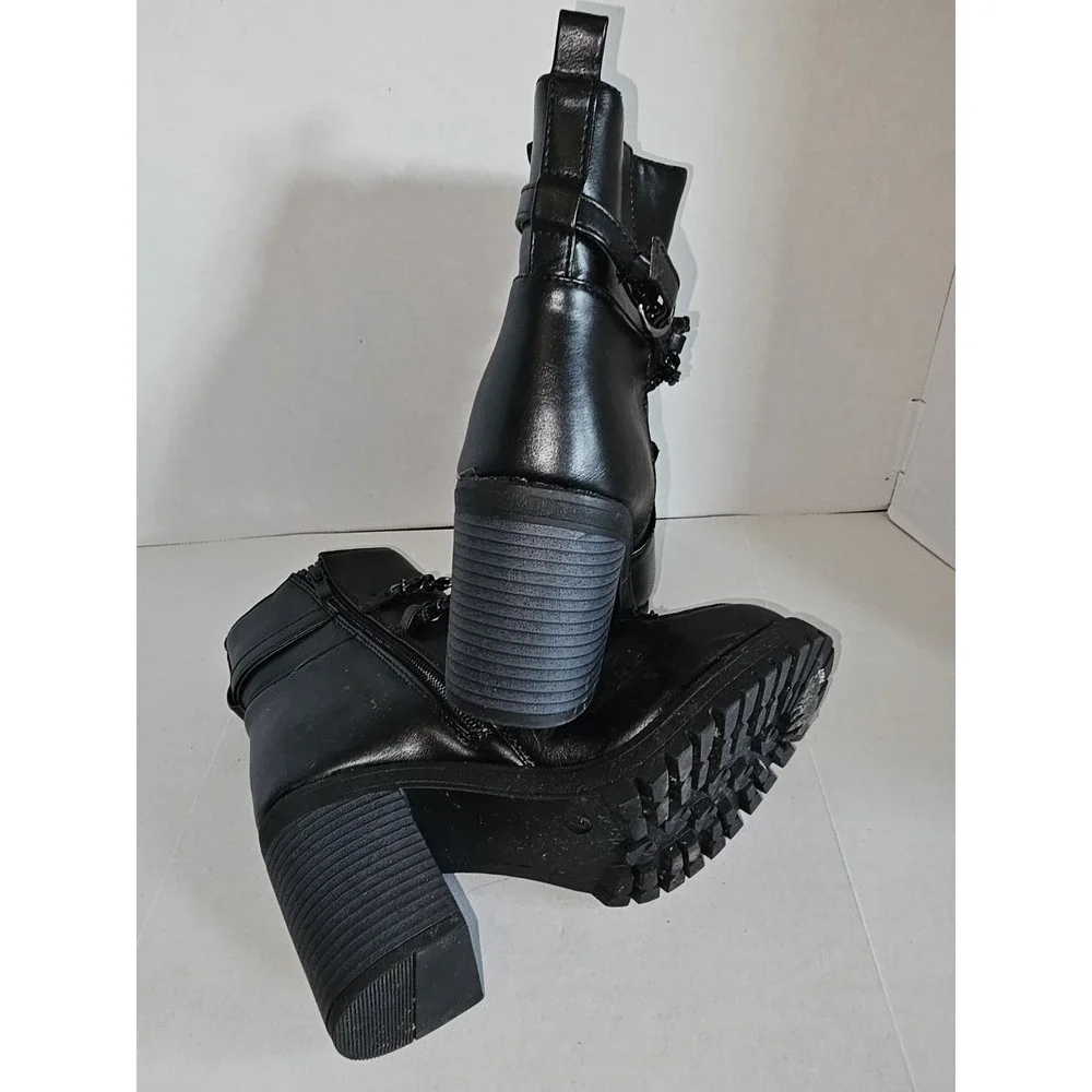 Olivia +‎ Kate Ryder-64L Black Chain Ankle Boots Women's 7 Zipper Stuck